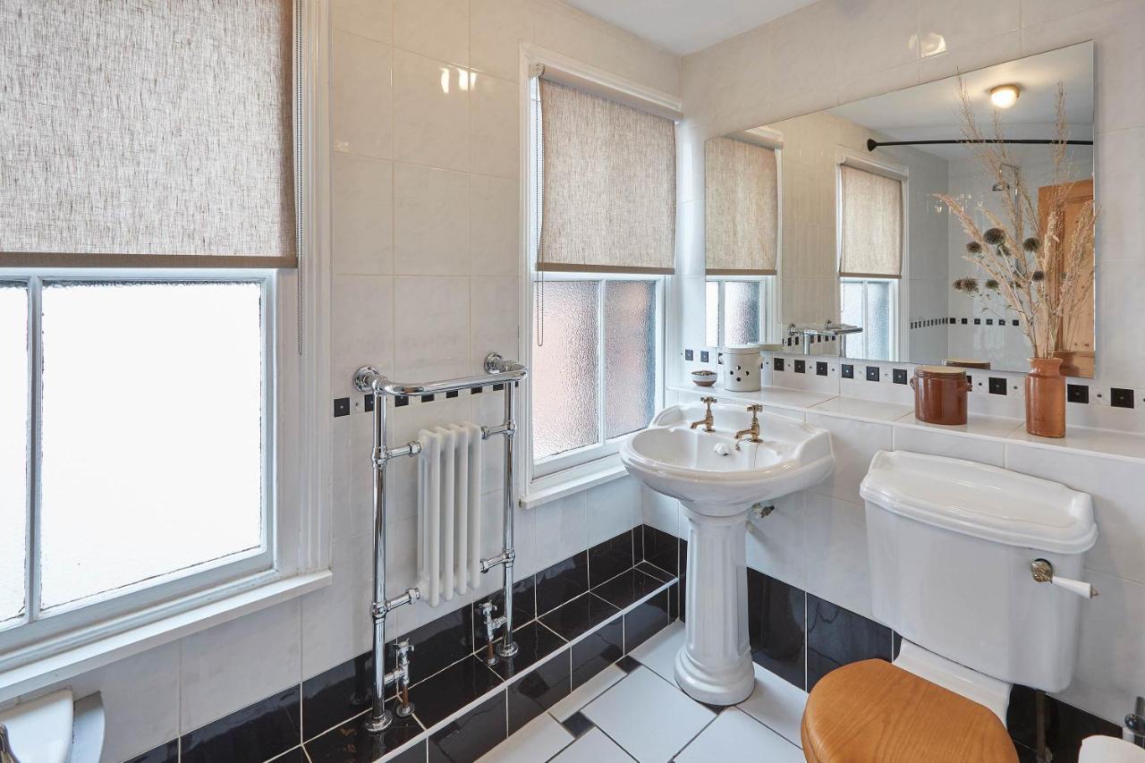 Host & Stay - Emerald Residence Saltburn-by-the-Sea Eksteriør billede